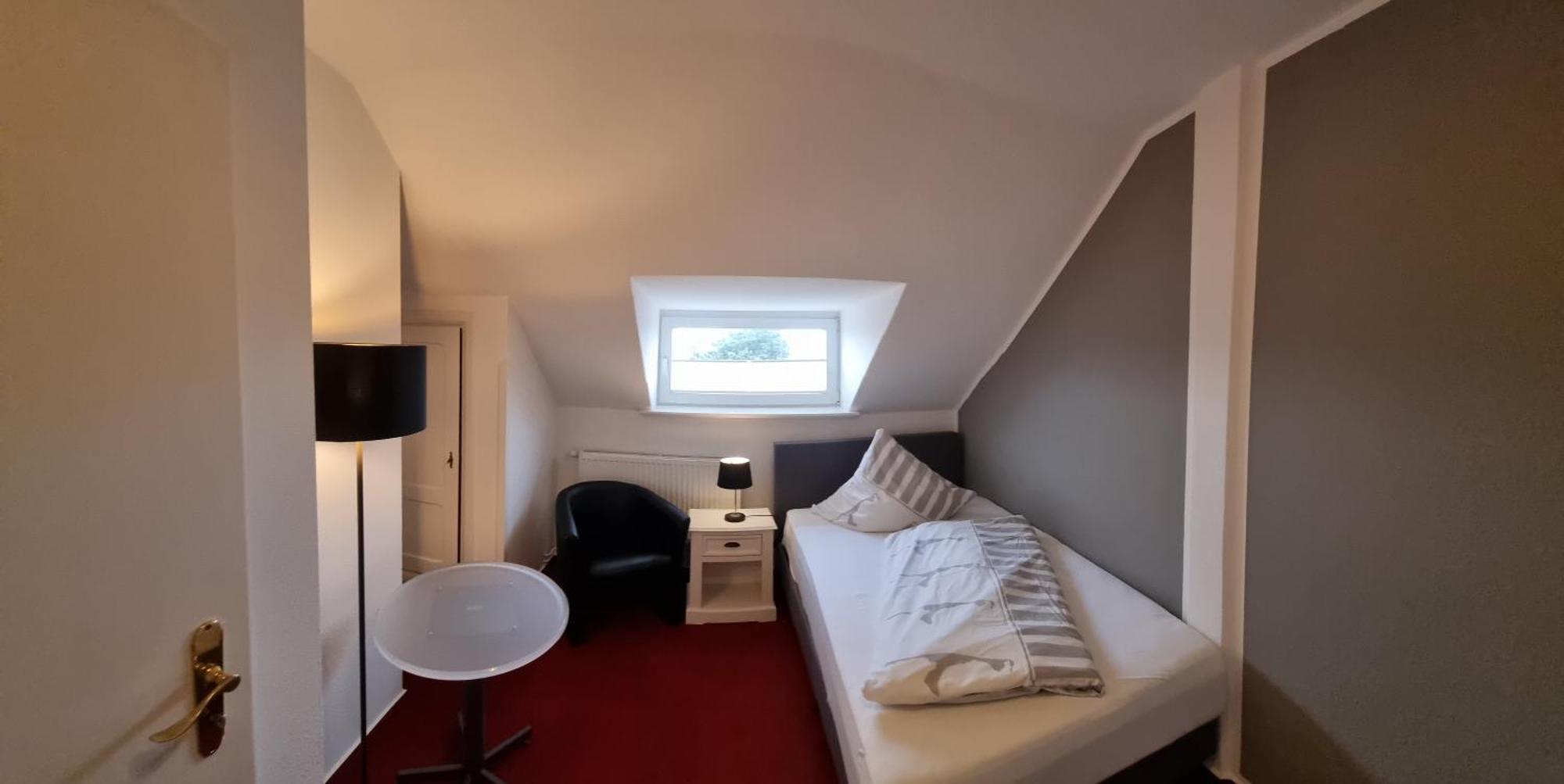 Hotel-Cafe-Lindow Wenningstedt-Braderup Esterno foto
