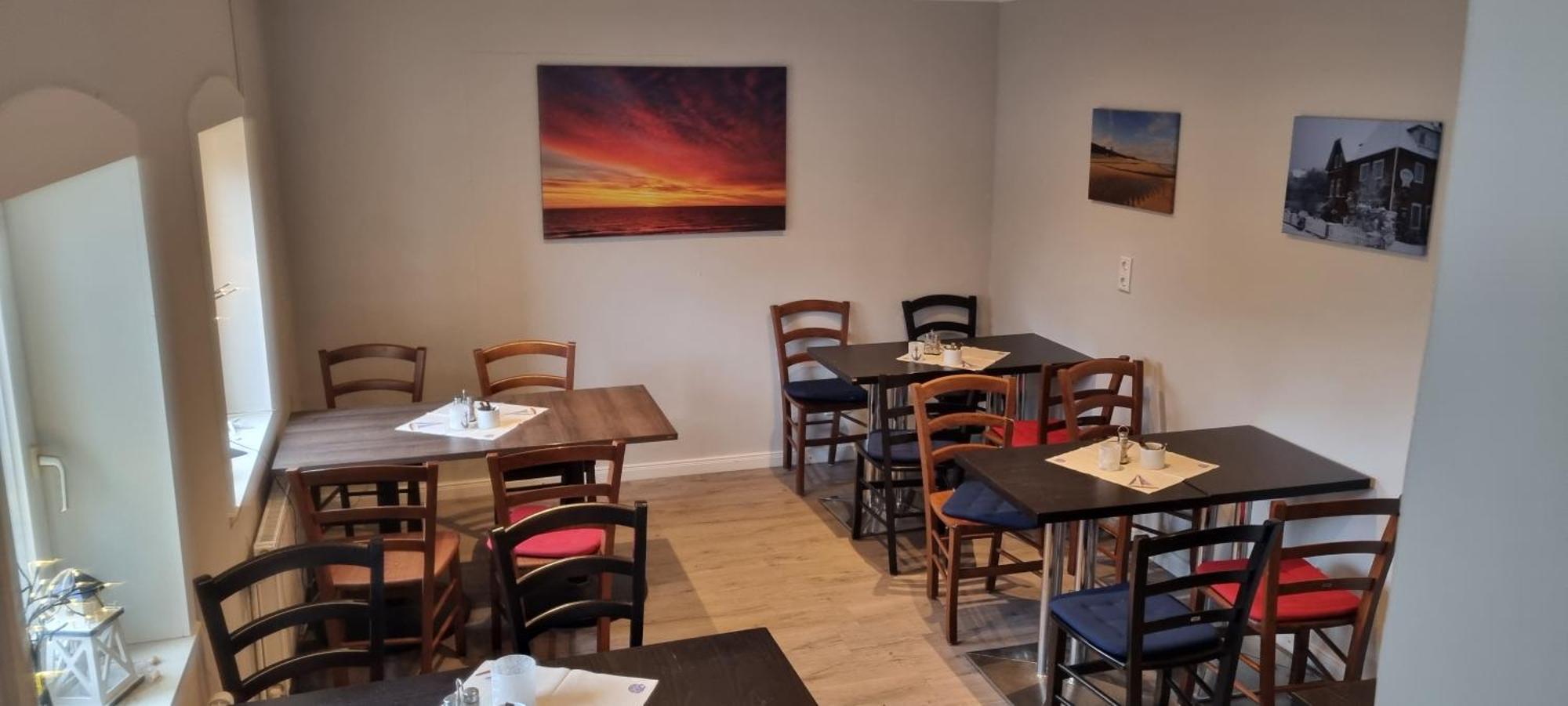 Hotel-Cafe-Lindow Wenningstedt-Braderup Esterno foto