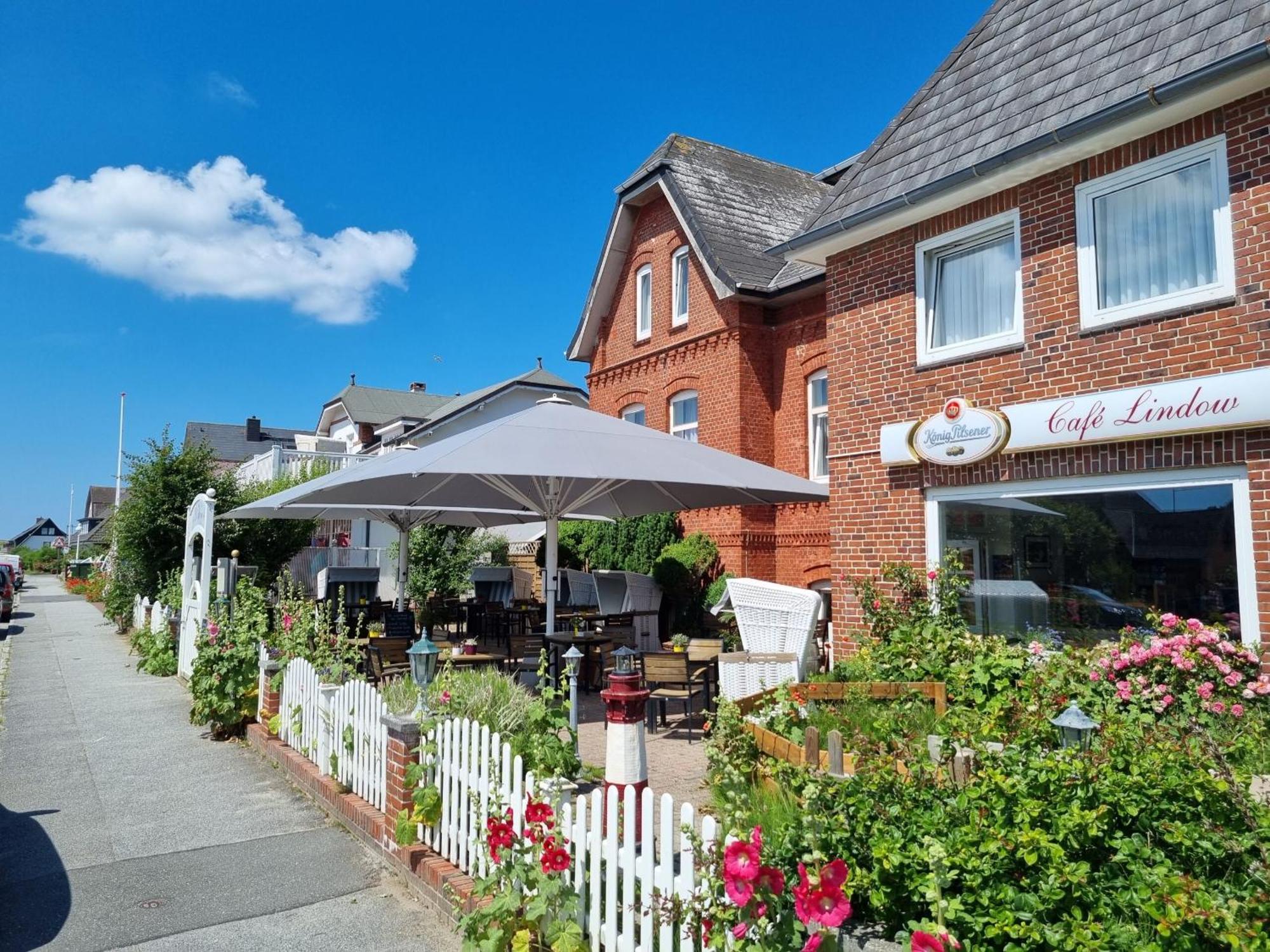 Hotel-Cafe-Lindow Wenningstedt-Braderup Esterno foto