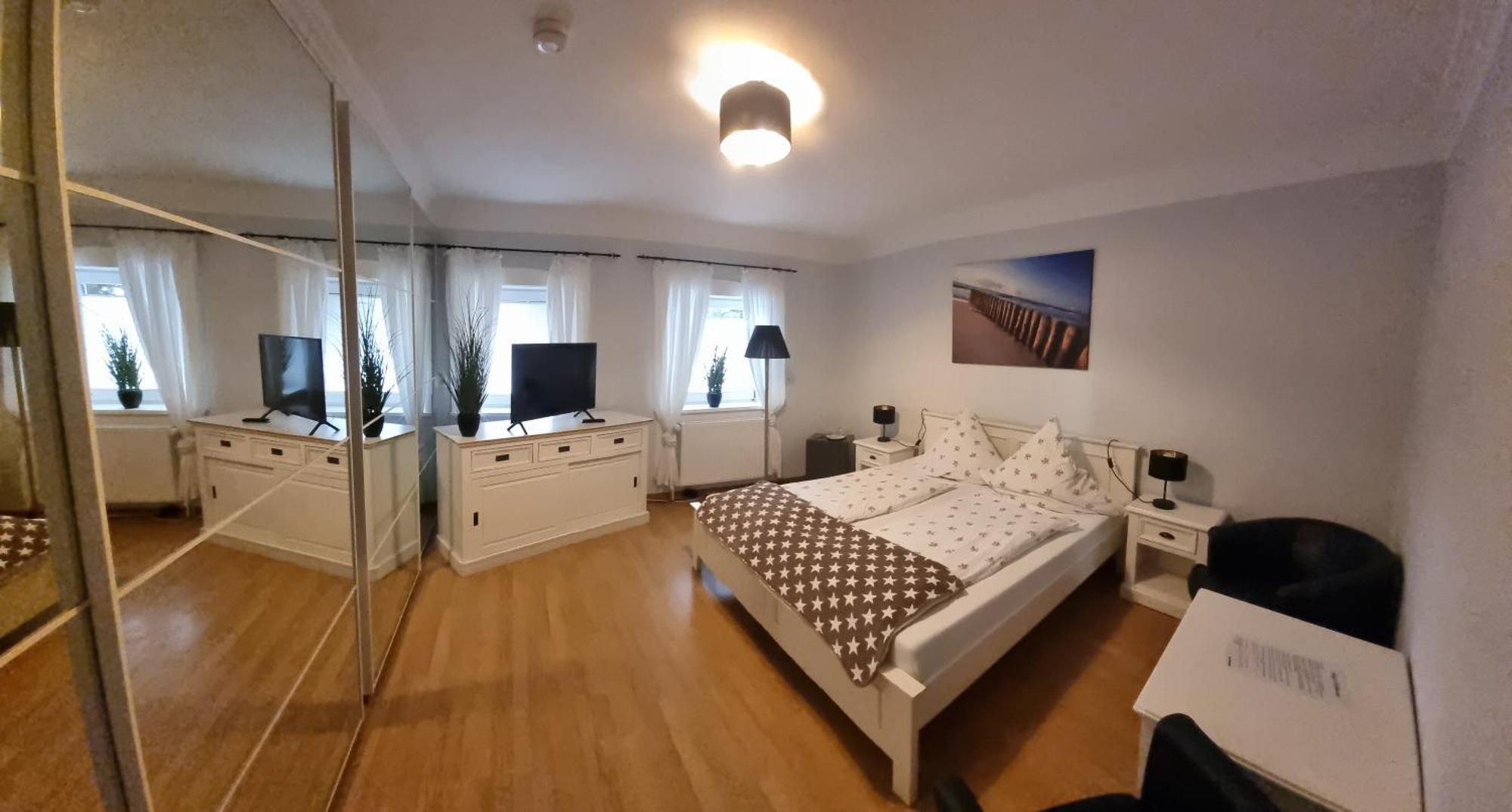 Hotel-Cafe-Lindow Wenningstedt-Braderup Esterno foto